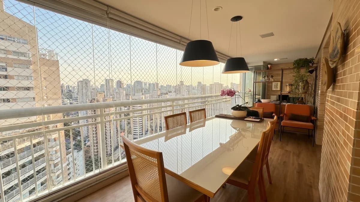 Apartamento de 159 m² com varanda gourmet no Gonzaga