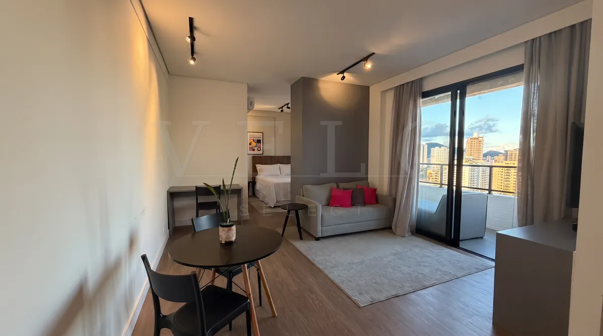 Apartamento de 57 m² mobiliado na Ponta da Praia