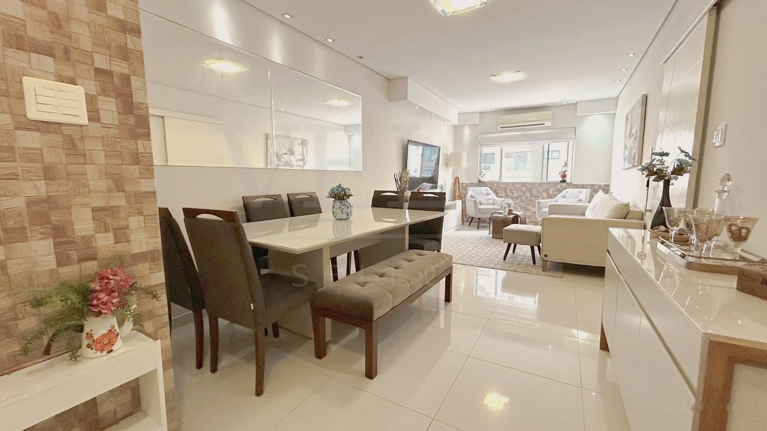 Apartamento de 82 m² com 2 dormitórios no Campo Grande