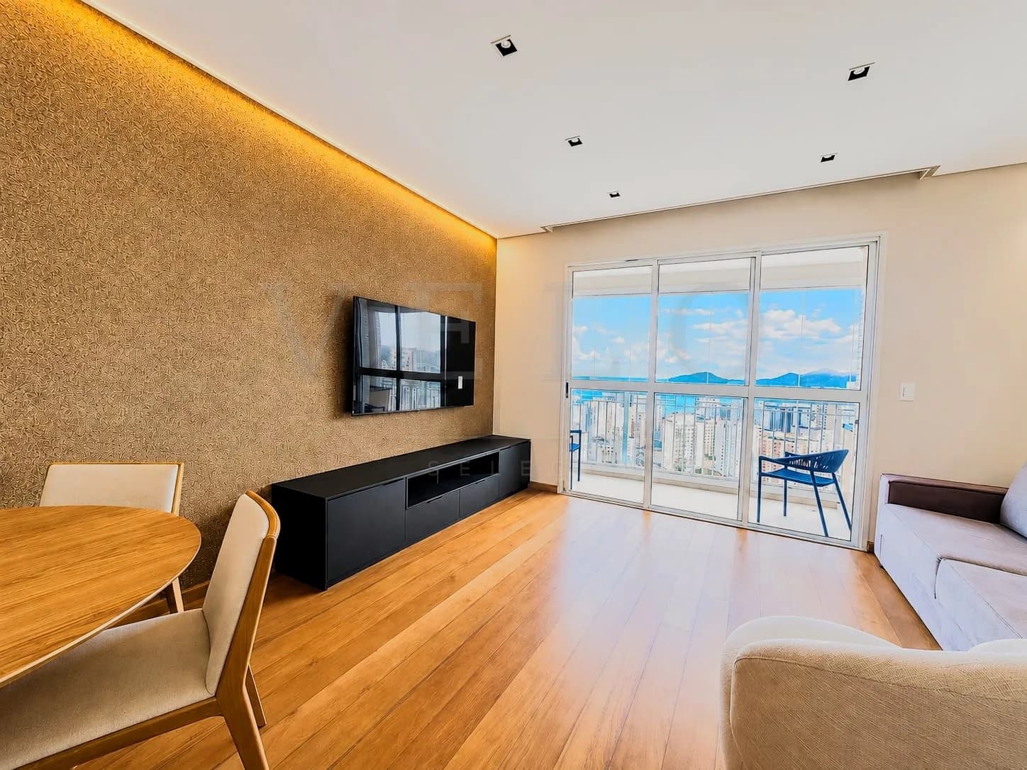 Apartamento de 103 m² com vista mar no Gonzaga