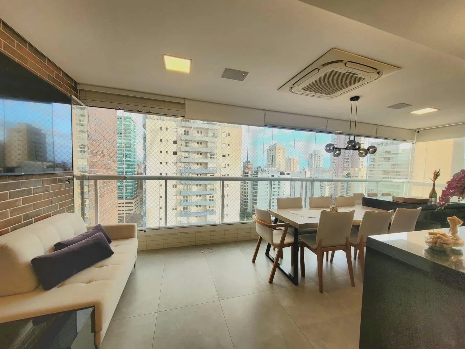 Apartamento de 127 m² com varanda gourmet no Boqueirão